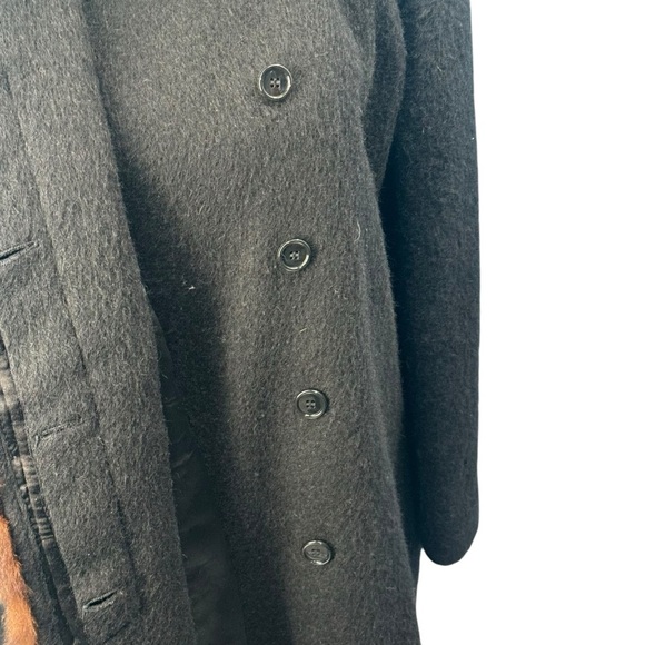 Vintage Elegant Princess Black Coat with Brown Fur Scarf - Picture 4 of 6